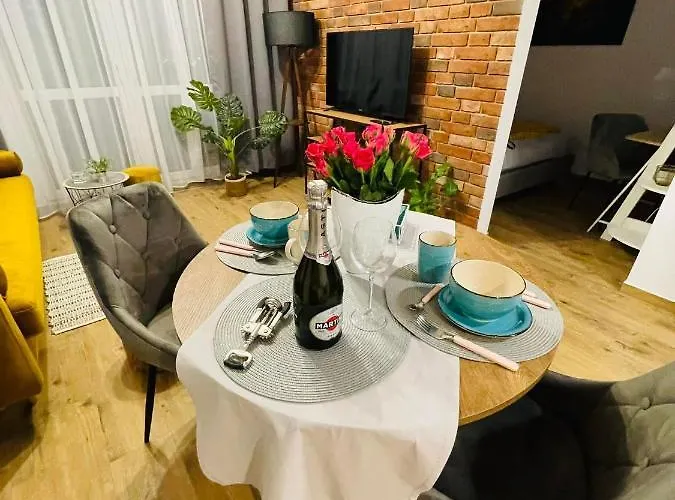 Lotus Naturaapart Garaz *